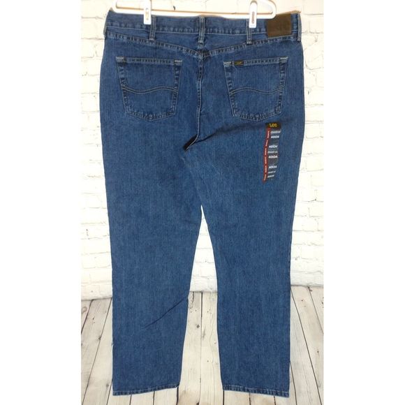 LEE Men's Relaxed Fit Straight Leg Jean - Picture 2 of 8